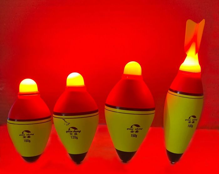 Світлодіодний поплавець на товстолоба - Дротик