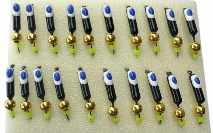 Мормишка Вольфрамова Володимирська Гвоздик - З кулькою золото - 3 мм - 0.5 г - Чорний з біло-синьою точкою - Арт.607