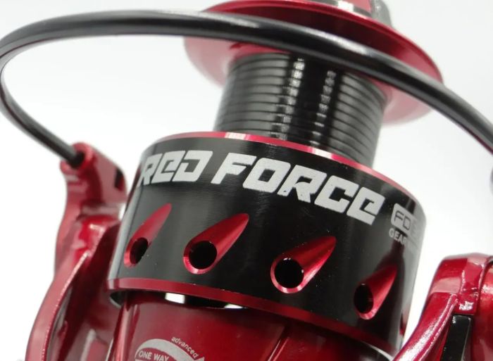 Котушка Gladiator Red Force 1000 - 5+1 bb