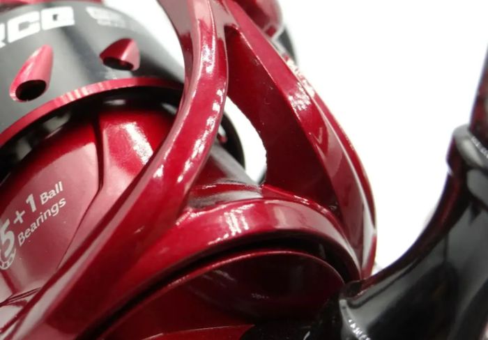 Котушка Gladiator Red Force 2000 - 5+1 bb