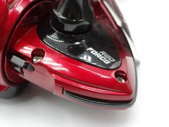 Котушка Gladiator Red Force 2000 - 5+1 bb