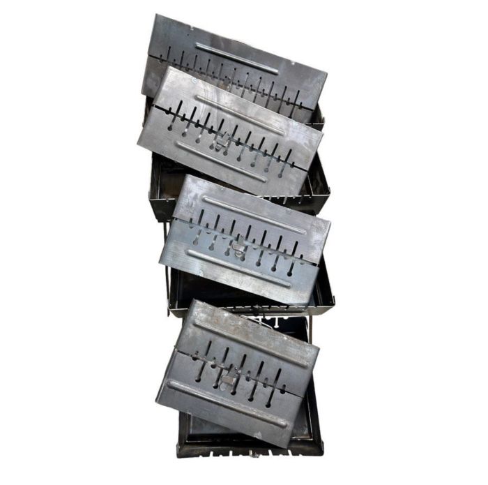 Мангал Валіза - Розкладний - Зі знімними ніжками - Сталь 2 мм - 37x35x16 см - На 6 шампурів