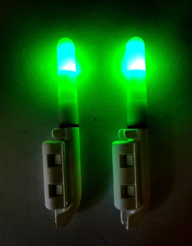 Сигналізатор клювання для фідера - З датчиком клювання - Світловий - 6 см - Живлення 2 батарейки - 2 шт/уп