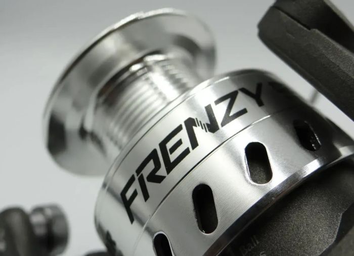 Котушка Gladiator Frenzy 2000 - 3+1 bb