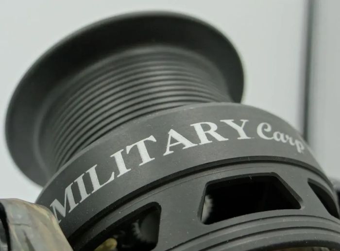 Котушка Gladiator Military Carp 6000 - 5+1 bb