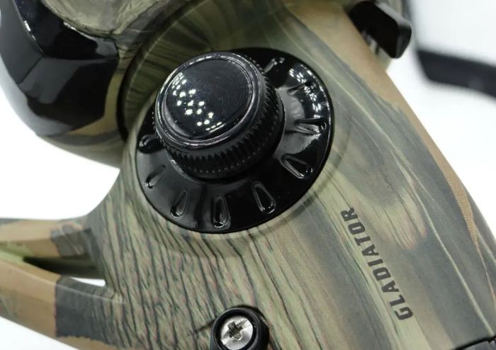 Котушка Gladiator Military Carp 6000 - 5+1 bb
