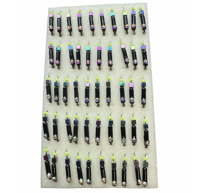 Мормишка Вольфрамова "Латишка" Гвоздик - Котяче око з кубиком хамелеон - 0,5 г - МК1048