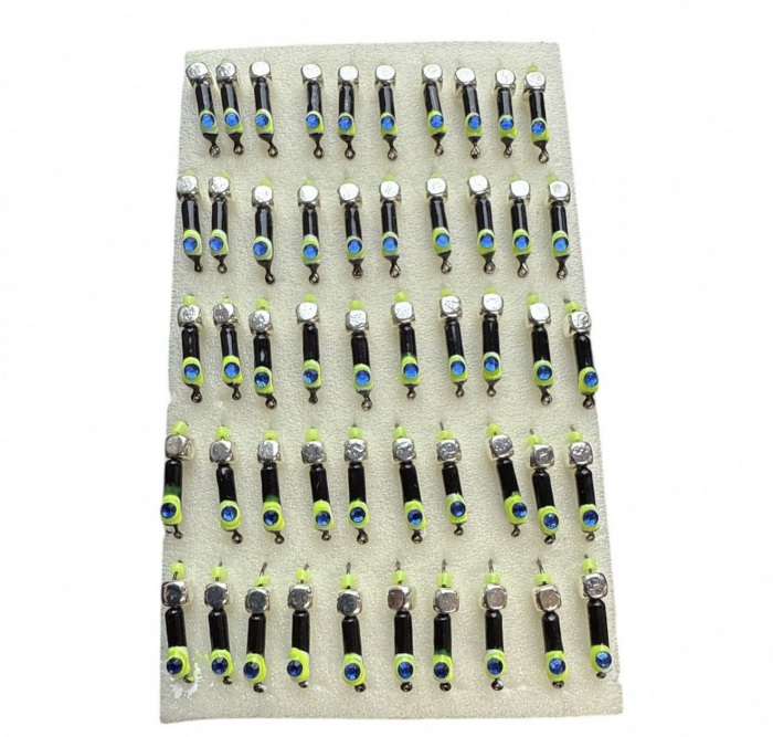 Мормишка Вольфрамова "Латишка" Гвоздик - Котяче око з кубиком срібло - 0,5 г - МК1070